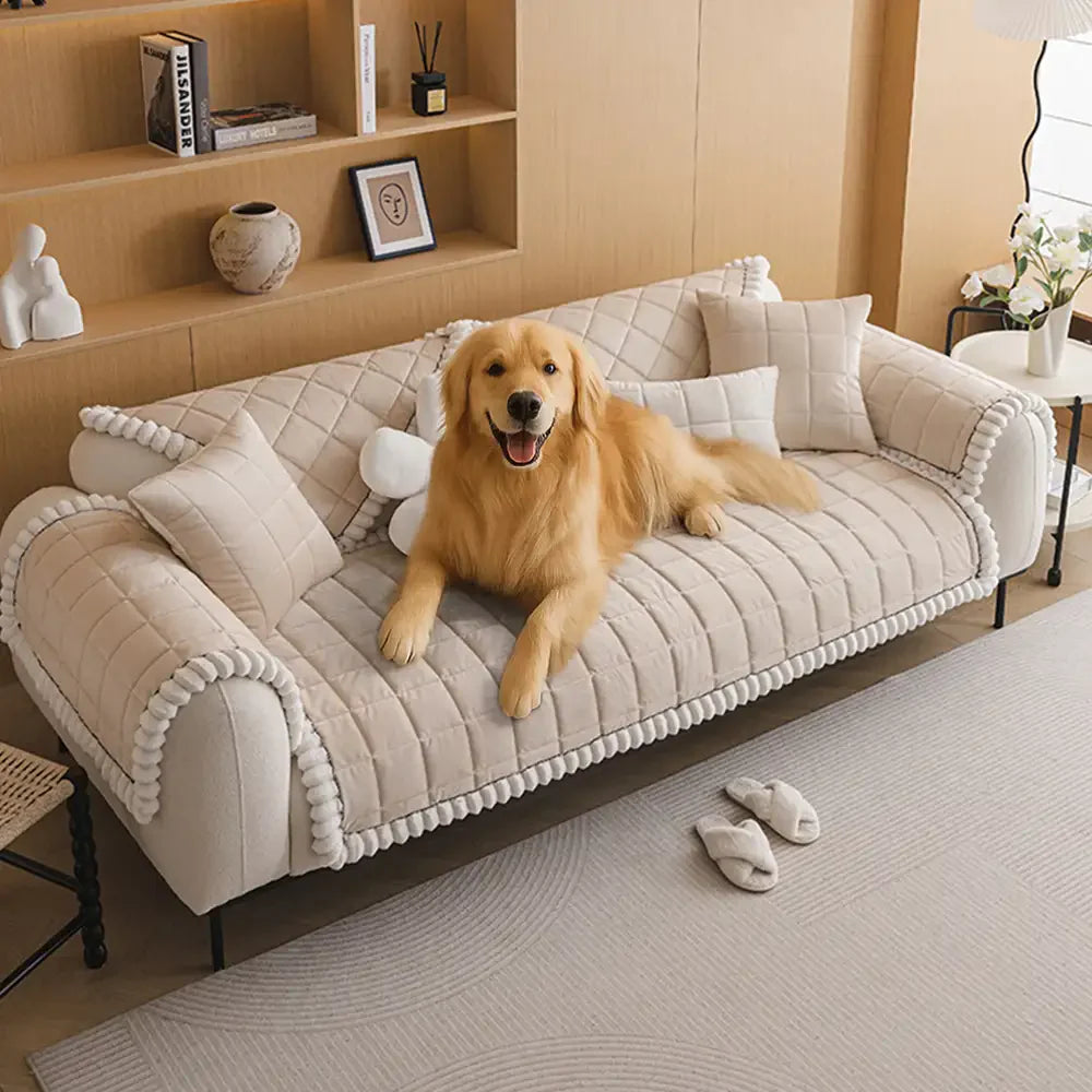Quadratischer kurzer Plüsch einfacher Sofaschoner rutschfester Sofabezug