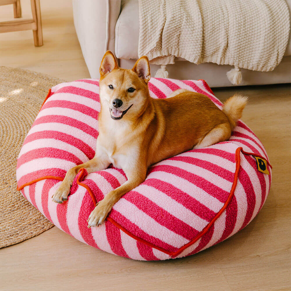 Trendy Sitzsack für Haustiere mit polygonalem Streifenmuster