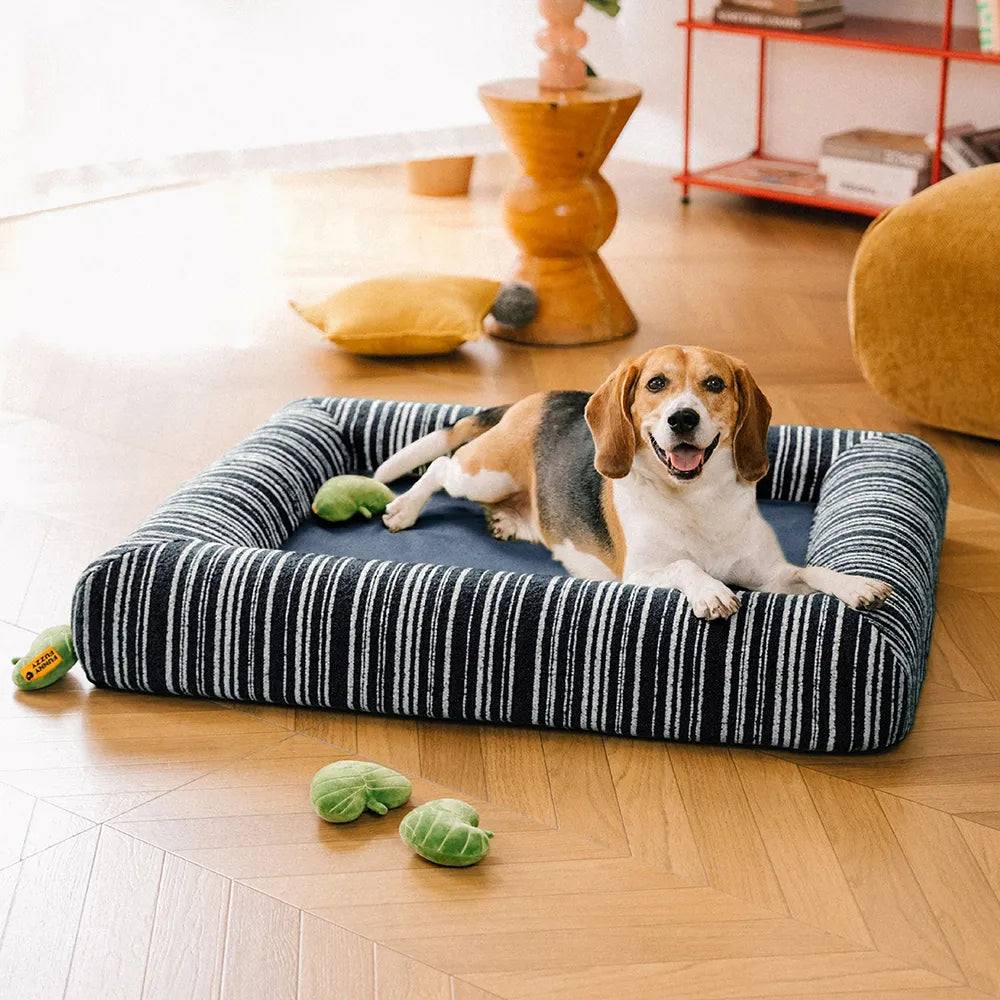 SnugNest Texturierte Streifen Orthopädisches Hundebett für die Hundebox