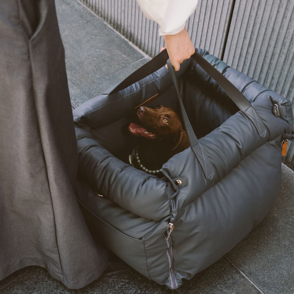 Prächtig Unterwegs Autositz Hundebett aus Kunstleder - Urban Voyager - Bündel