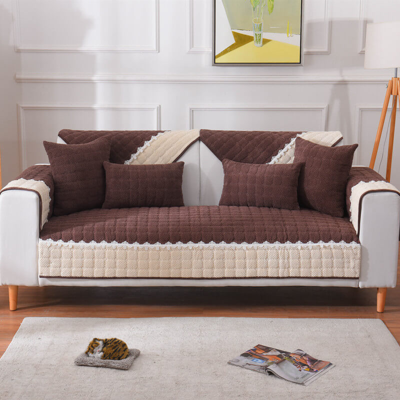 Rutschfester Couchbezug aus Cord im Colour-Block-Design mit Spitze