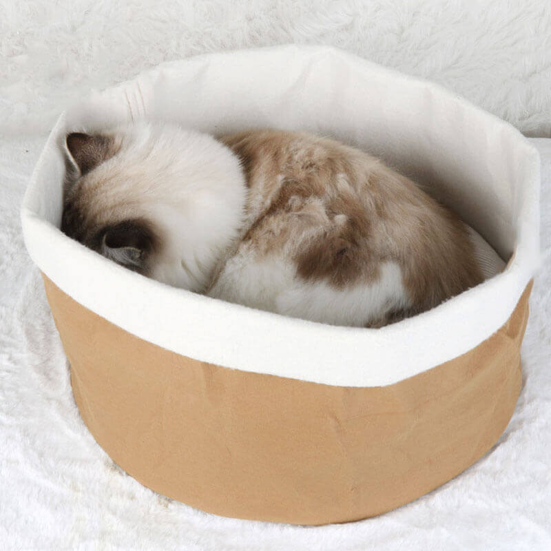 Waschbares Katzenkorbbett aus Kraftpapier